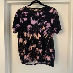 Guess Hawaiian Tree Short Sleeve Tee